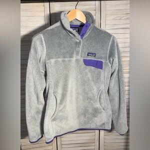 EUC Patagonia Women's Fleece Pullover in Gray and Purple